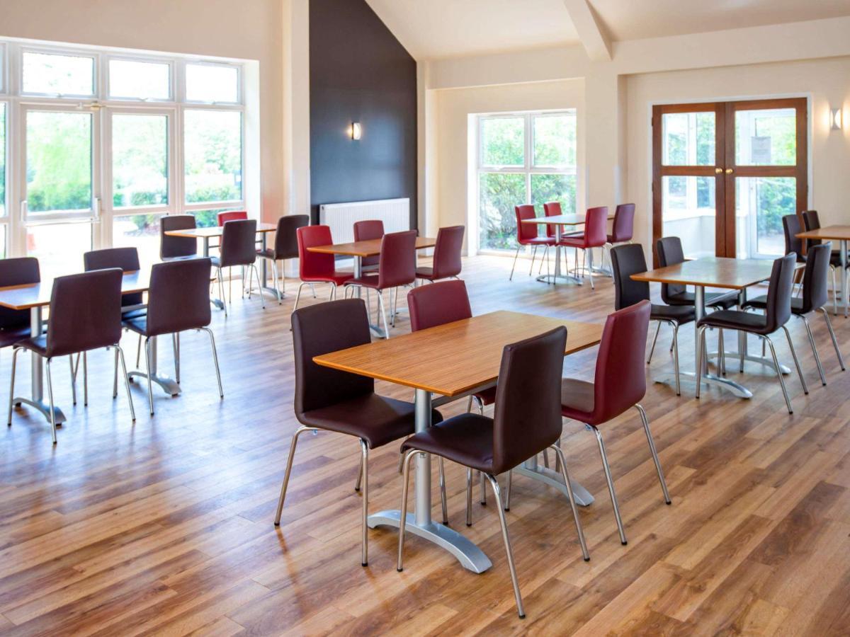 Ibis Budget Stansted Bishops Stortford Birchanger Dış mekan fotoğraf